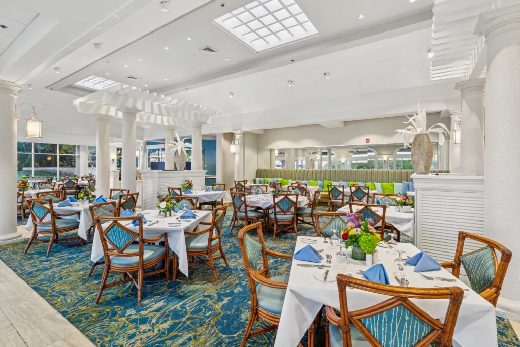 Sandhill Cove dining room